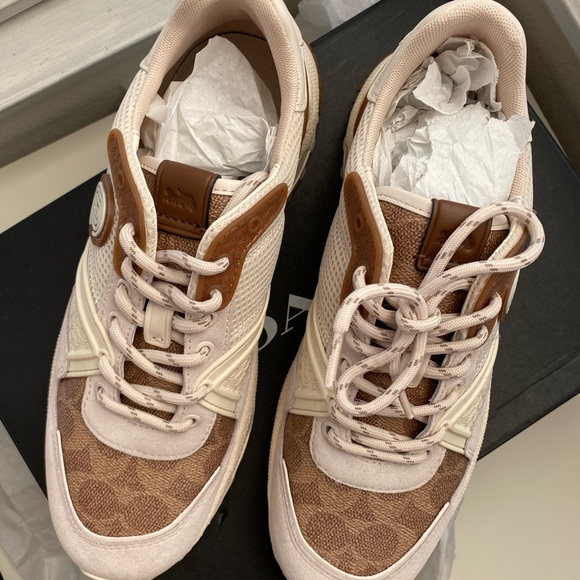 Coach Mens C143 sneakers size 9 white and beige NIB - Picture 6 of 7